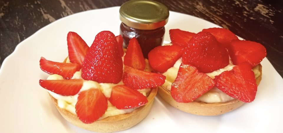 Tartelettes aux fraises brulé