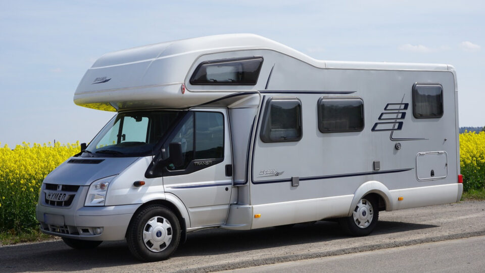 Achetez un camping-car en Pyrénées atlantiques : rapprochez-vous d'un concessionnaire